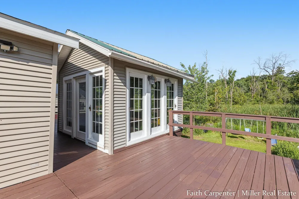 106 Little Long Lake Drive Nashville, MI 49073