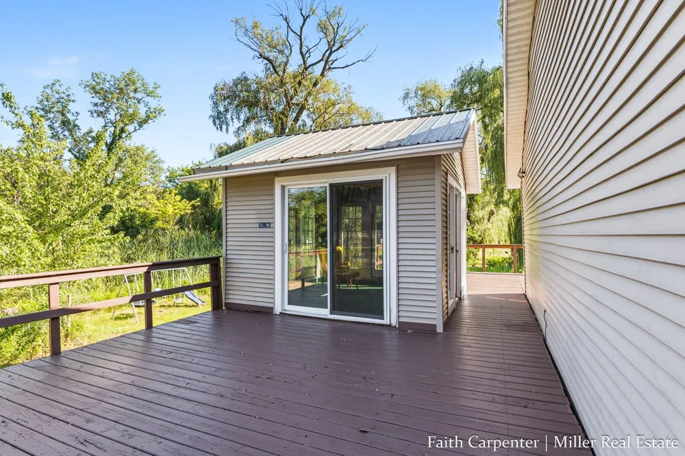106 Little Long Lake Drive Nashville, MI 49073