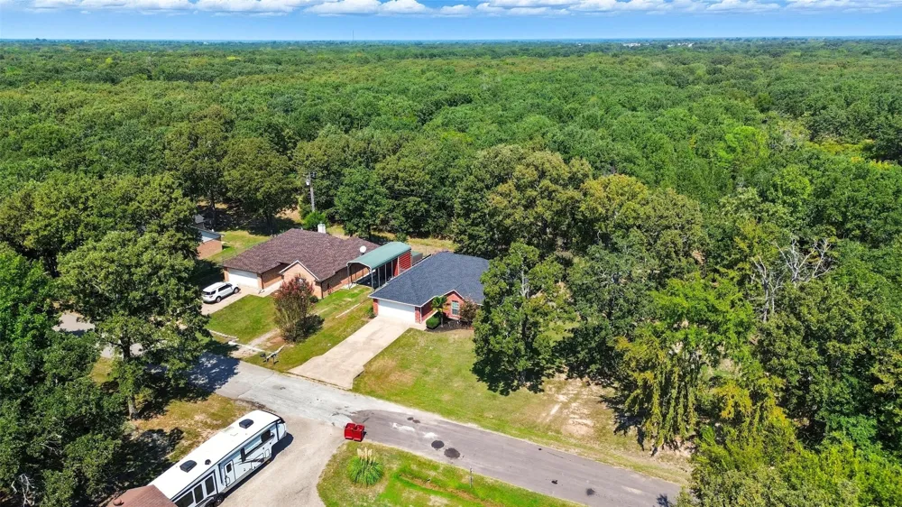 332 Comanche Trail West Tawakoni, TX 75474