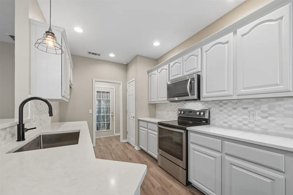 332 Comanche Trail West Tawakoni, TX 75474