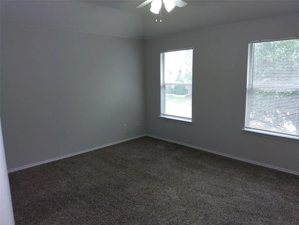 1133 Mockingbird Drive Aubrey, TX 76227