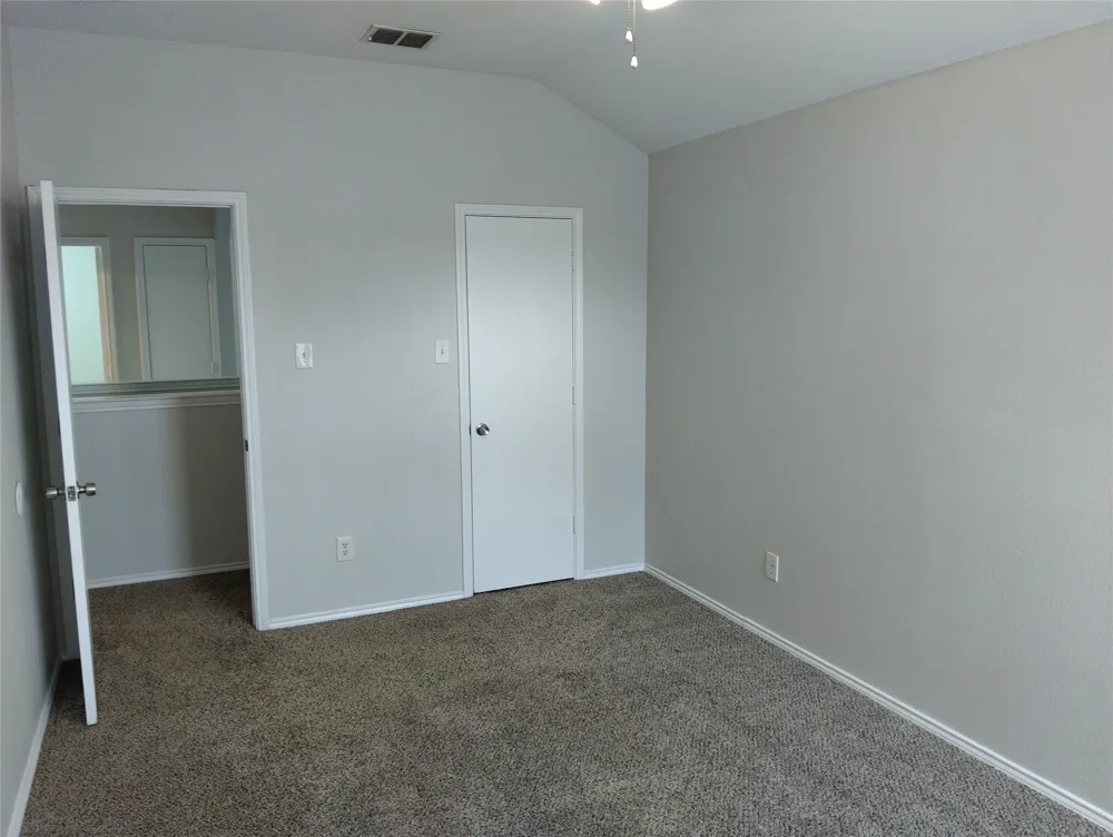 1133 Mockingbird Drive Aubrey, TX 76227