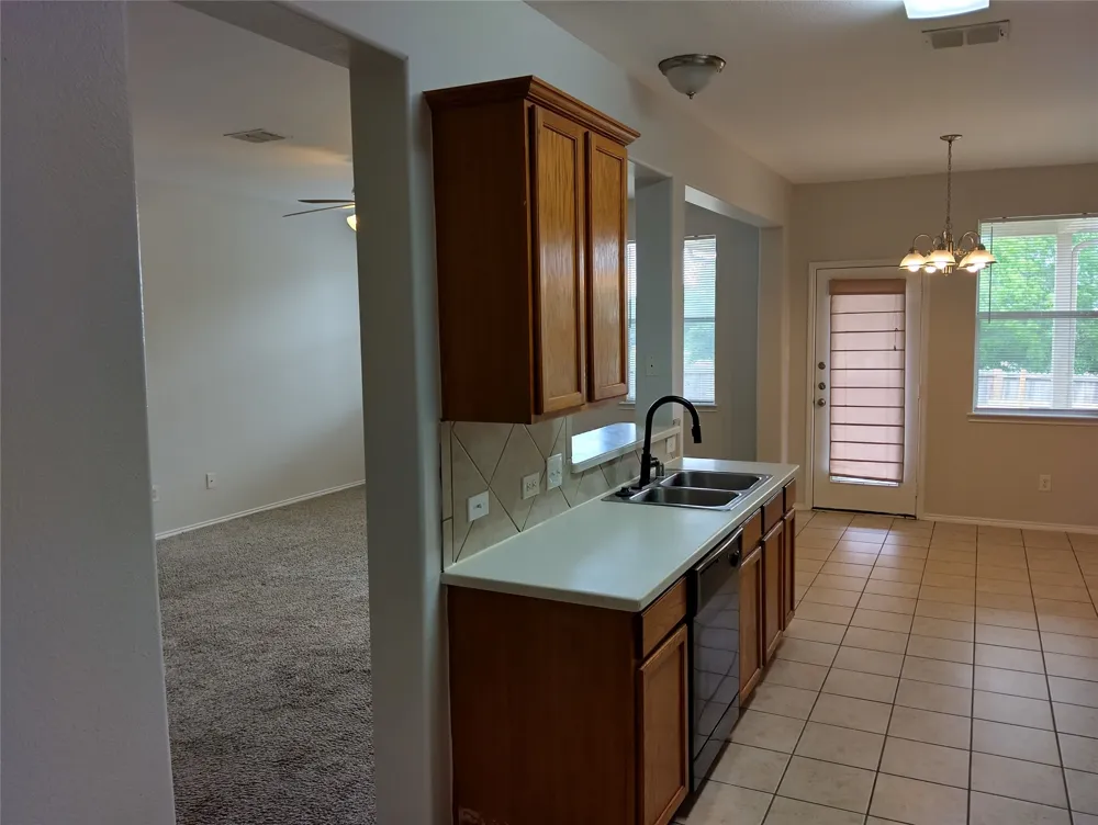 1133 Mockingbird Drive Aubrey, TX 76227