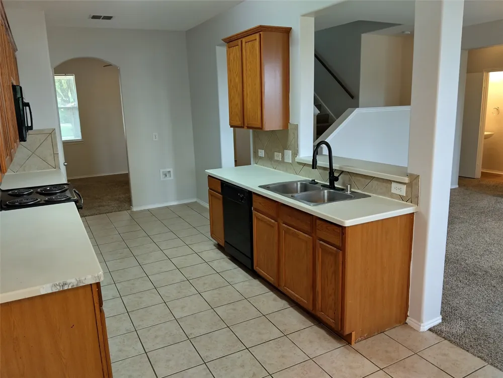 1133 Mockingbird Drive Aubrey, TX 76227