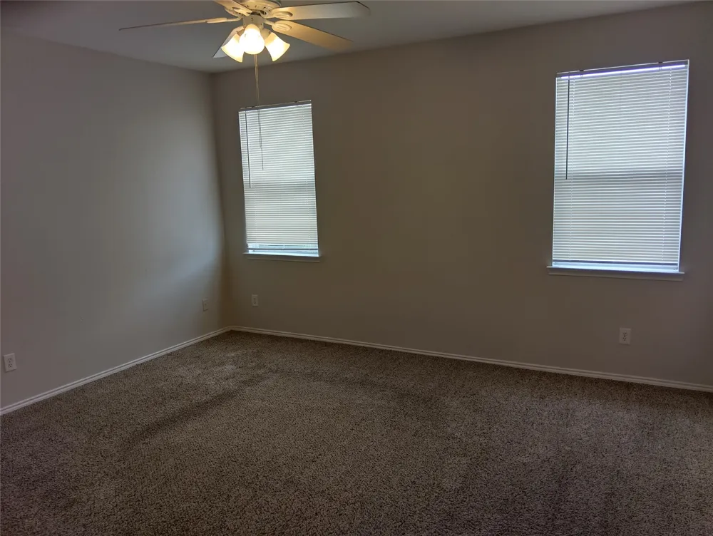 1133 Mockingbird Drive Aubrey, TX 76227
