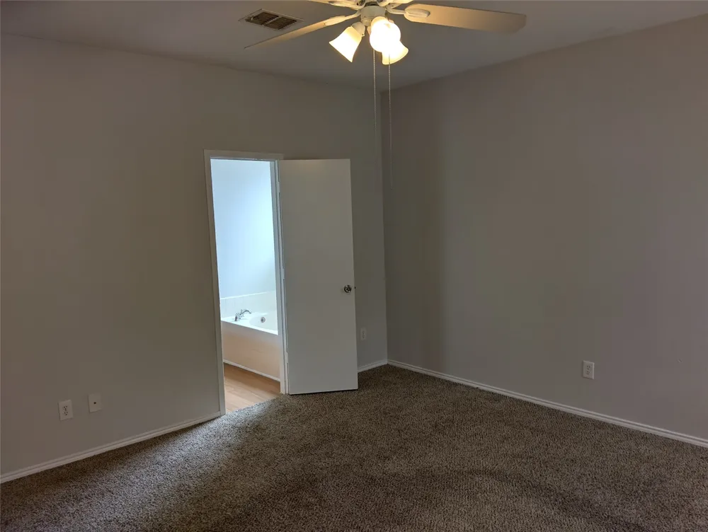 1133 Mockingbird Drive Aubrey, TX 76227