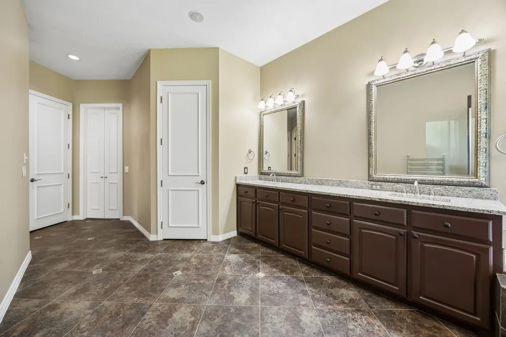 4815 Aurora Court Flower Mound, TX 75028