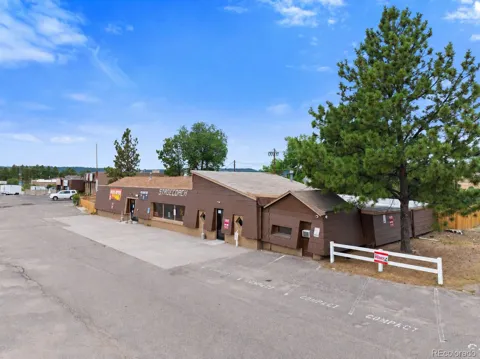 2077 State Highway 83