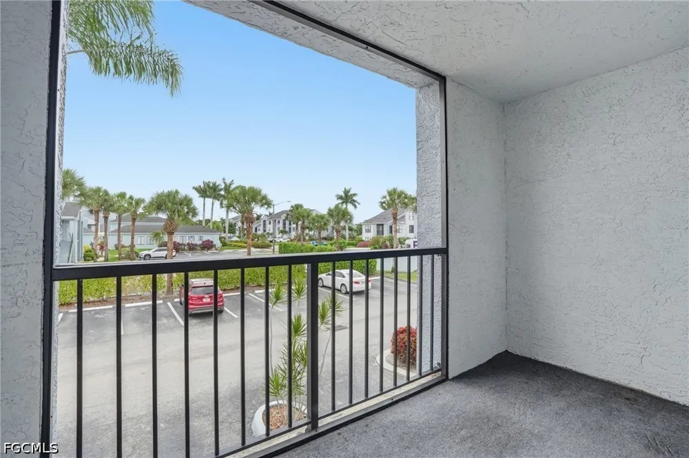 Eagle Ridge Drive #525 Fort Myers, FL 33912
