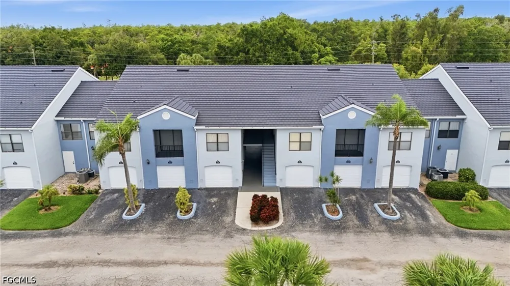 Eagle Ridge Drive #525 Fort Myers, FL 33912