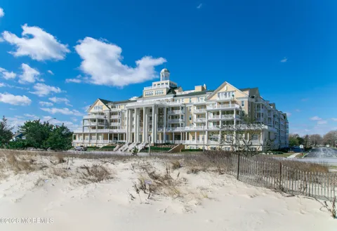 700 Ocean Avenue #529