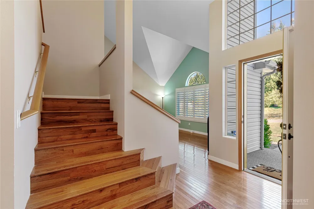 9787 Enchantment Avenue NW Silverdale, WA 98383