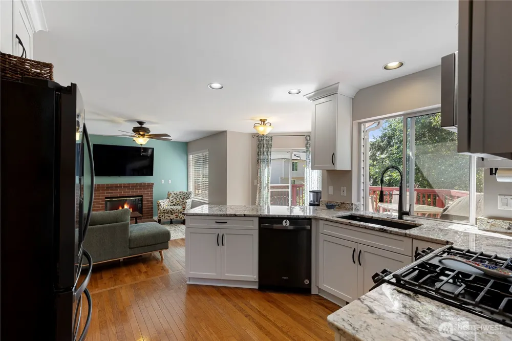 9787 Enchantment Avenue NW Silverdale, WA 98383
