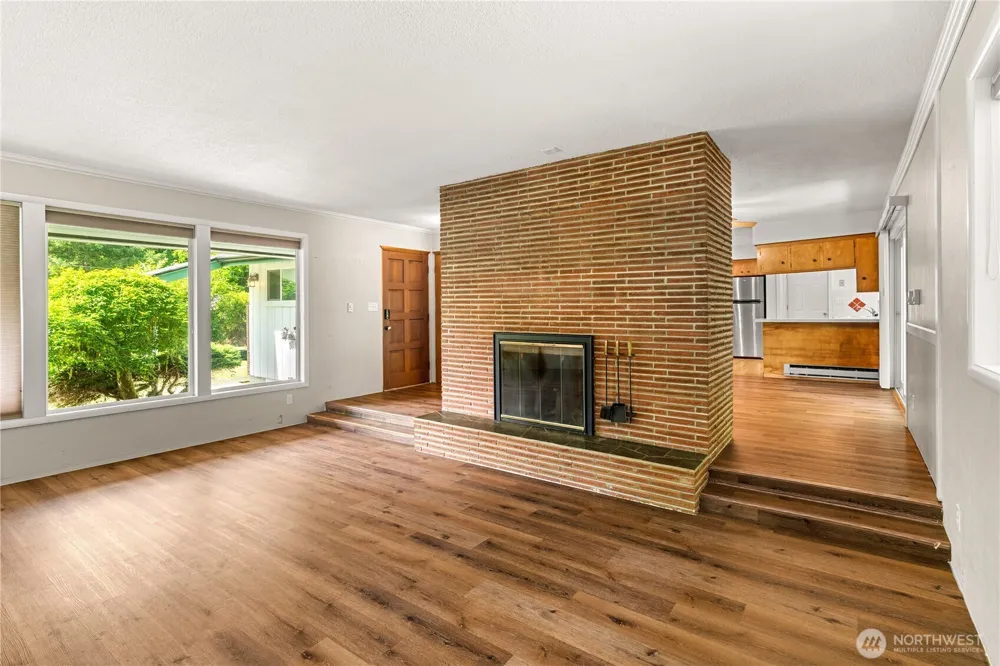 400 Fairway Drive Aberdeen, WA 98520