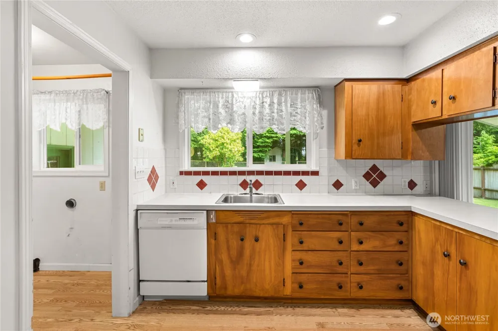 400 Fairway Drive Aberdeen, WA 98520