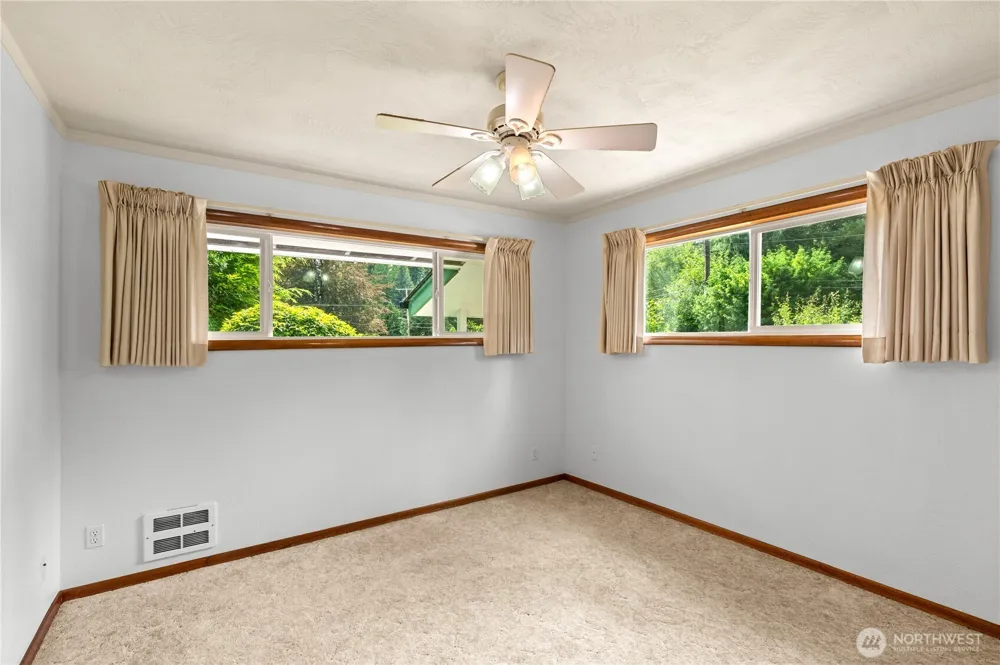 400 Fairway Drive Aberdeen, WA 98520