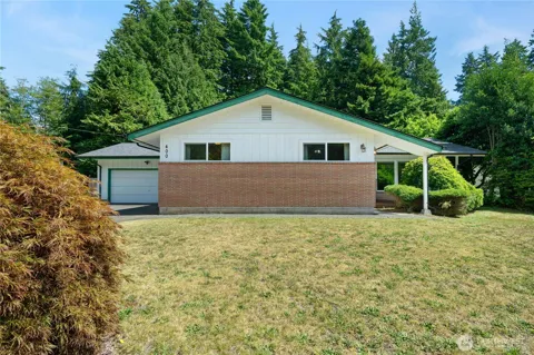 400 Fairway Drive