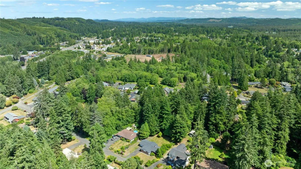 400 Fairway Drive Aberdeen, WA 98520