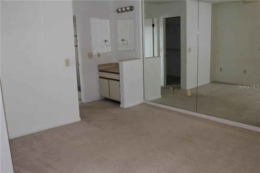 2906 S SEMORAN BOULEVARD #2 Orlando, FL 32822