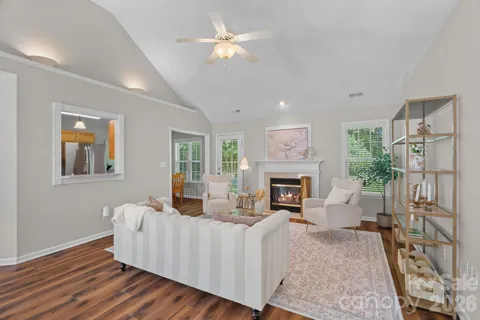 7219 Oxford Hunt Drive