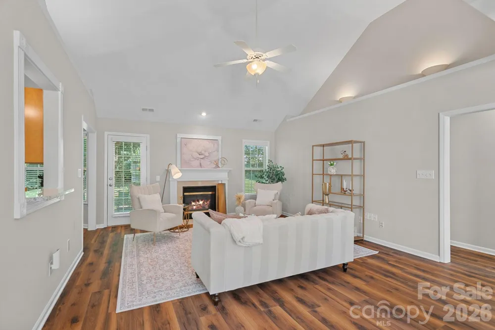 7219 Oxford Hunt Drive Stanley, NC 28164