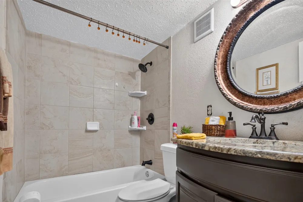 2224 Crockett Drive Carrollton, TX 75006