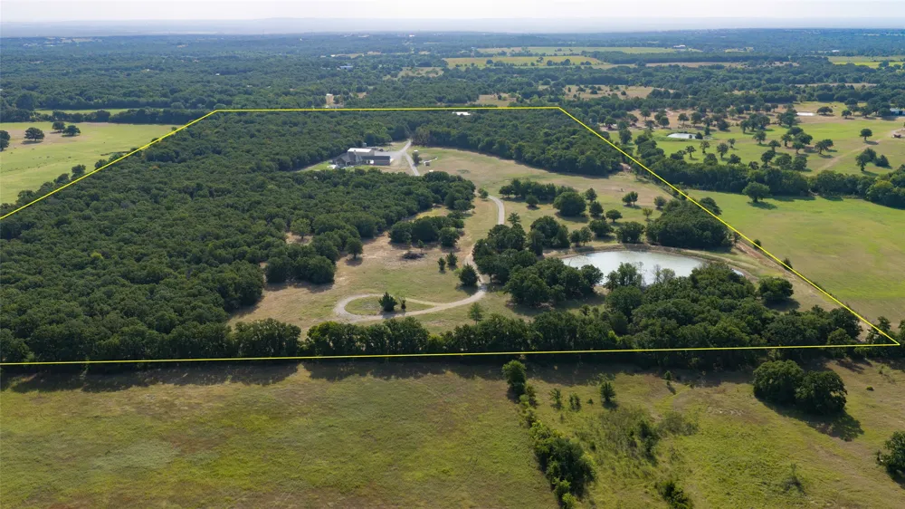 344 County Road 1660 Chico, TX 76431