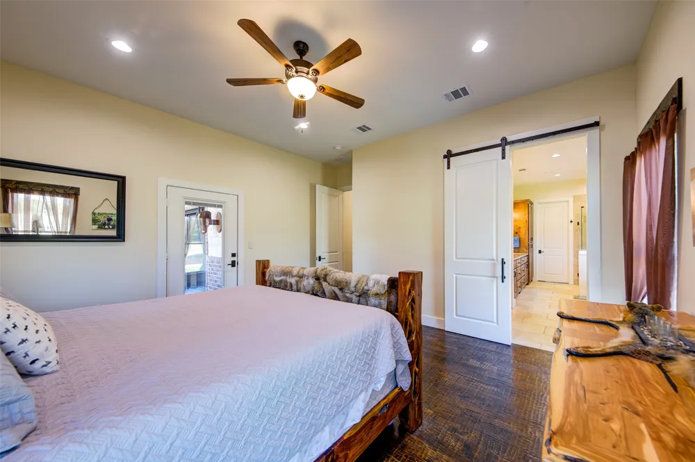 344 County Road 1660 Chico, TX 76431