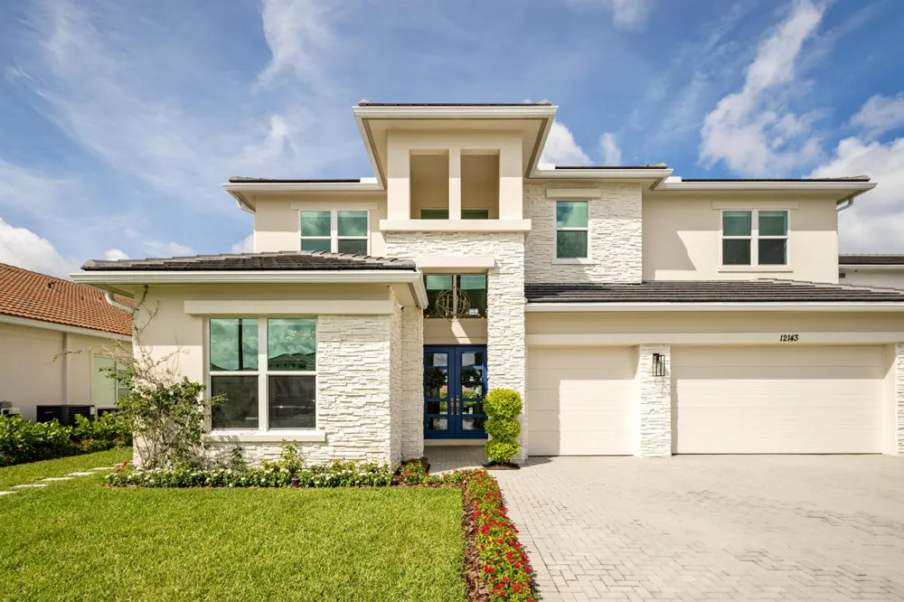 12143 Waterstone Circle Palm Beach Gardens, FL 33412