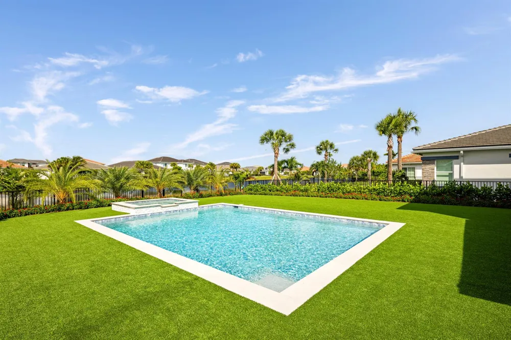 12143 Waterstone Circle Palm Beach Gardens, FL 33412