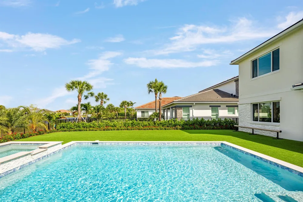 12143 Waterstone Circle Palm Beach Gardens, FL 33412