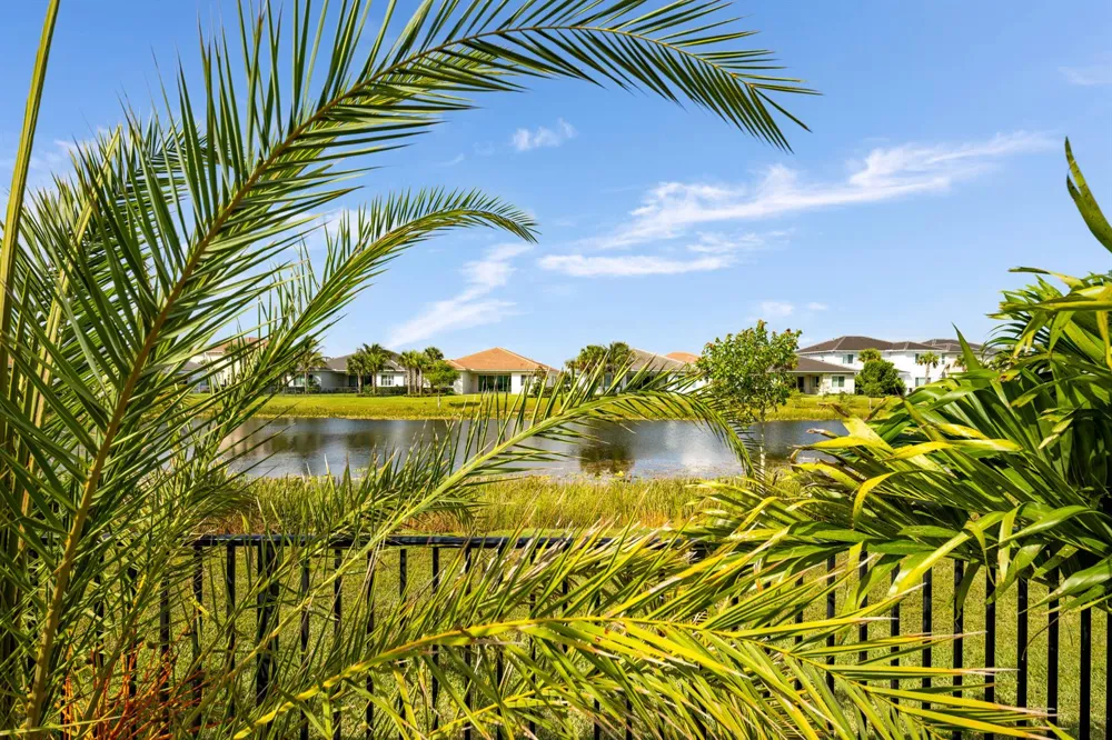 12143 Waterstone Circle Palm Beach Gardens, FL 33412