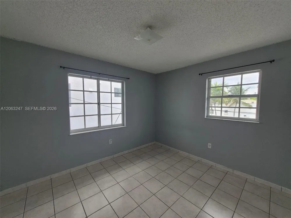 1366 SW 4th St #3 Miami, FL 33135