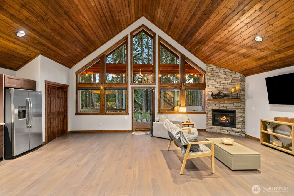 10 Rockberry Loop Ronald, WA 98940