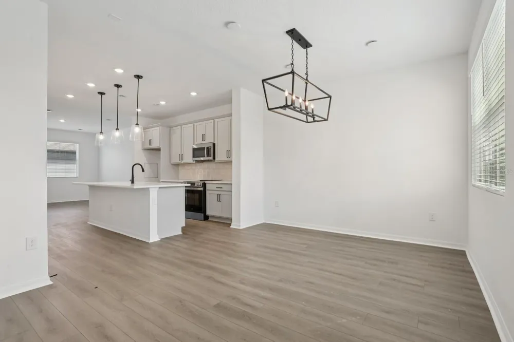 17398 SWEET MORO DRIVE Winter Garden, FL 34787