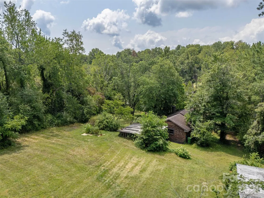 11 Cub Road #4 Asheville, NC 28806