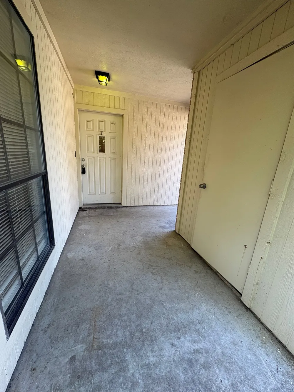 714 HILLCREST Cedar Hill, TX 75104