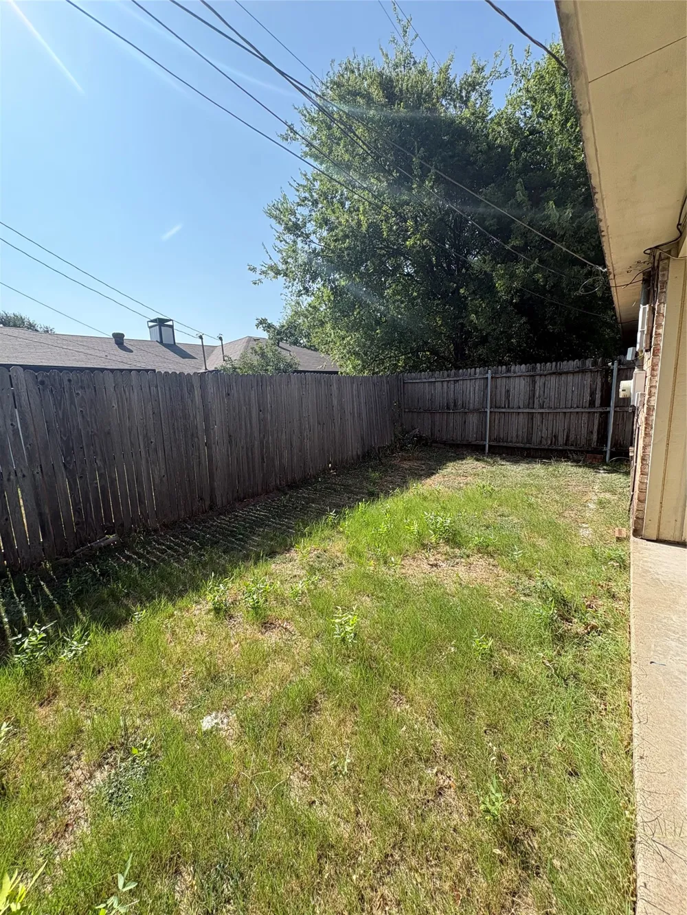 714 HILLCREST Cedar Hill, TX 75104
