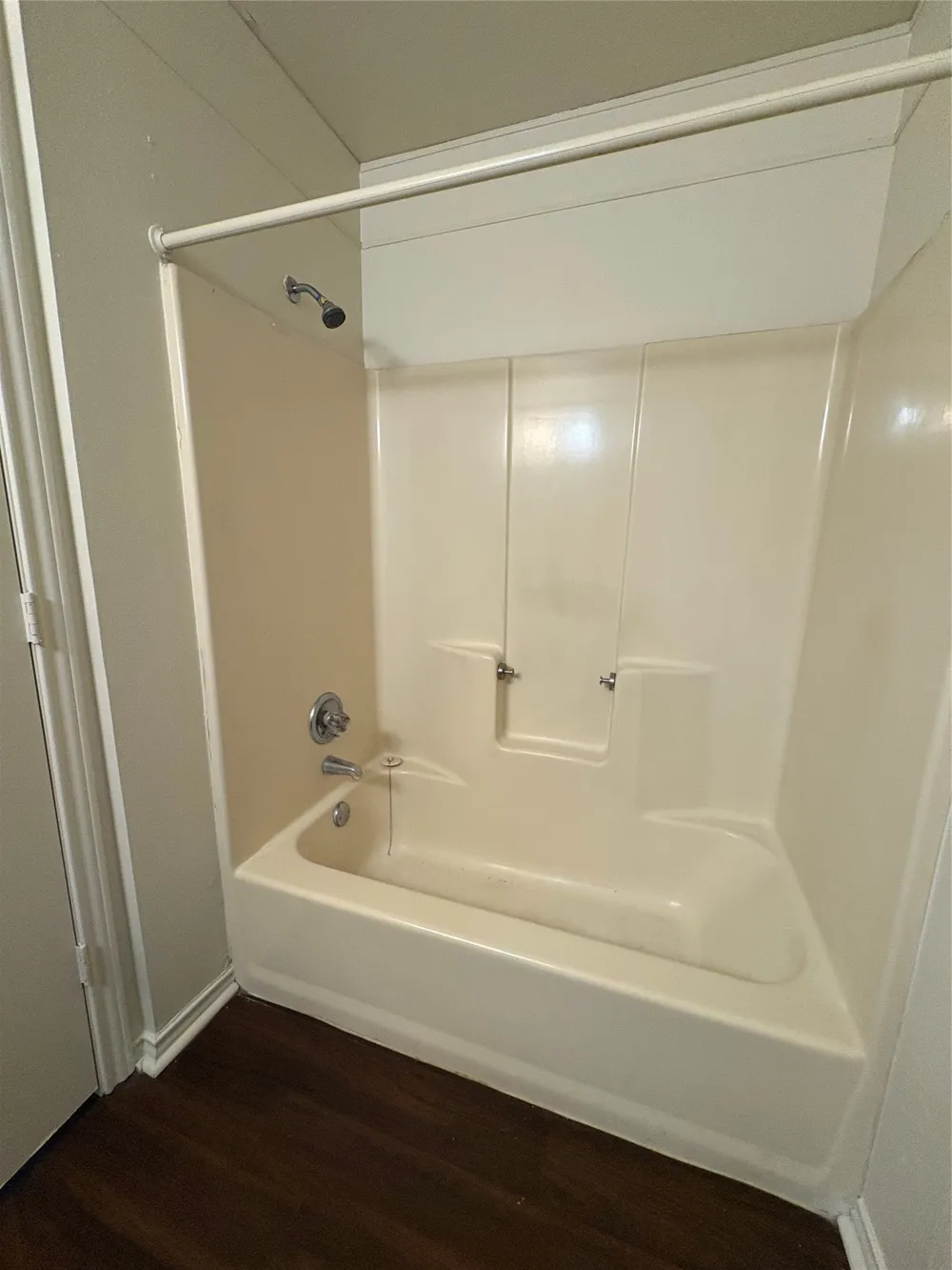 714 HILLCREST Cedar Hill, TX 75104