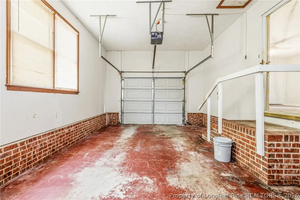 302 W 6th Avenue Raeford, NC 28376