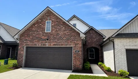 492 W Foxrun