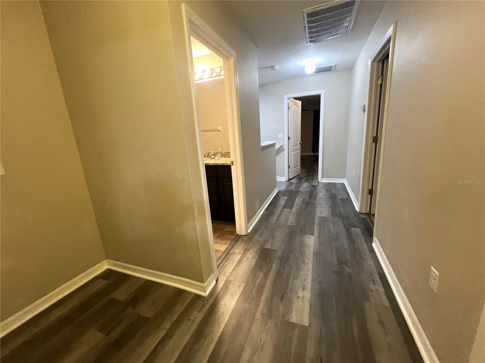 8613 ANDALUCIA FIELD DRIVE Tampa, FL 33637