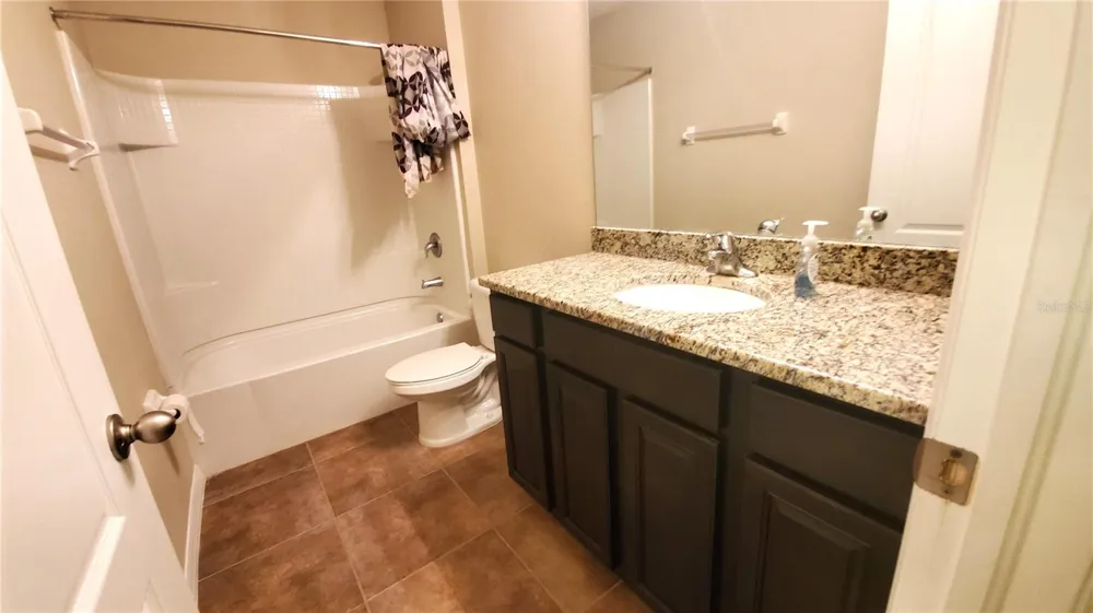 8613 ANDALUCIA FIELD DRIVE Tampa, FL 33637