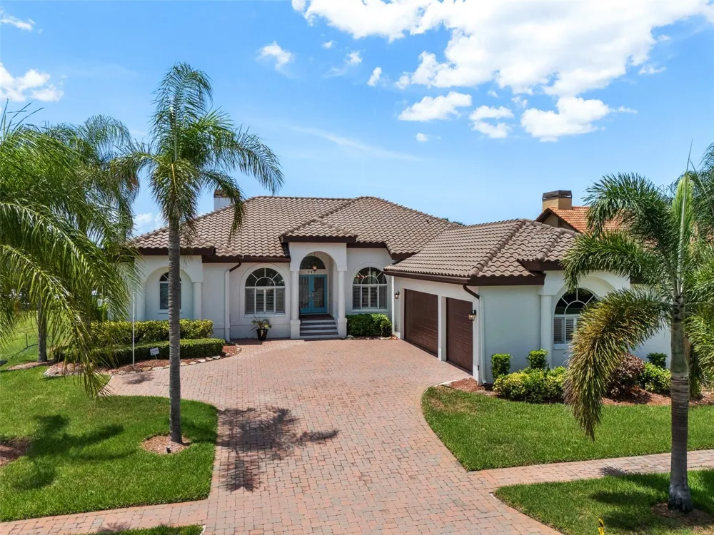 949 ALLEGRO LANE Apollo Beach, FL 33572