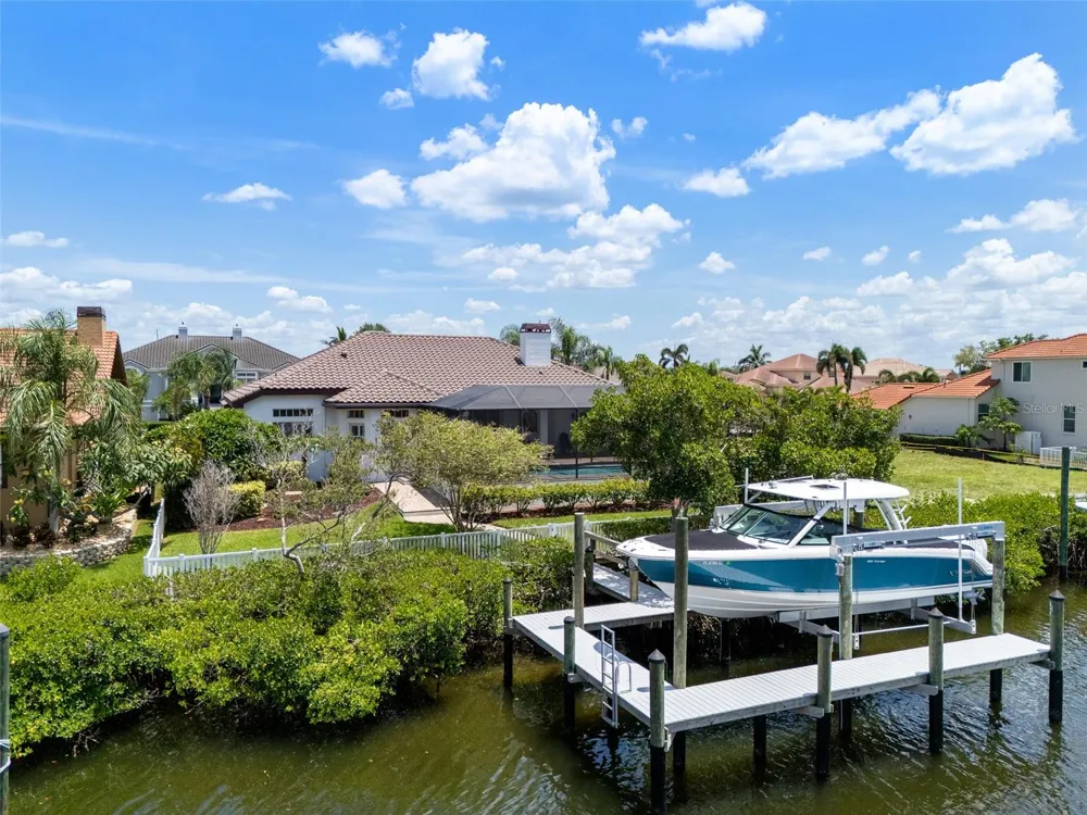 949 ALLEGRO LANE Apollo Beach, FL 33572