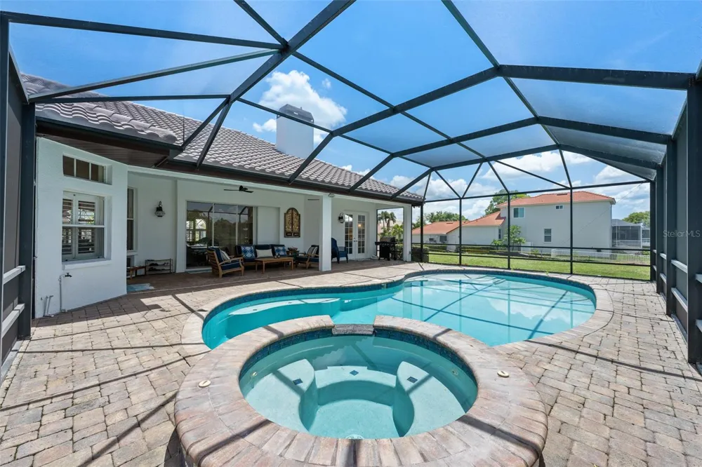 949 ALLEGRO LANE Apollo Beach, FL 33572