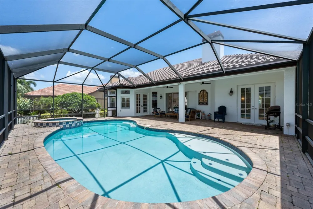 949 ALLEGRO LANE Apollo Beach, FL 33572