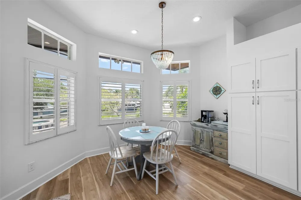 949 ALLEGRO LANE Apollo Beach, FL 33572