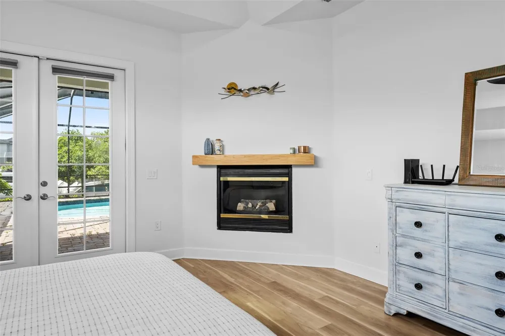 949 ALLEGRO LANE Apollo Beach, FL 33572