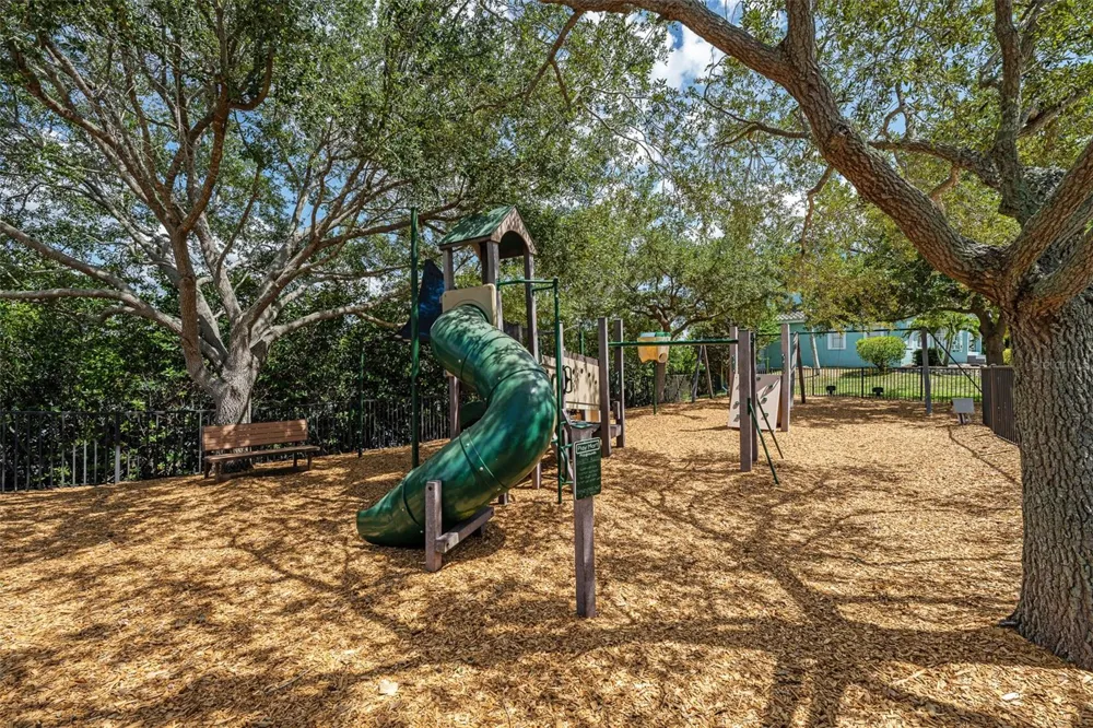 949 ALLEGRO LANE Apollo Beach, FL 33572